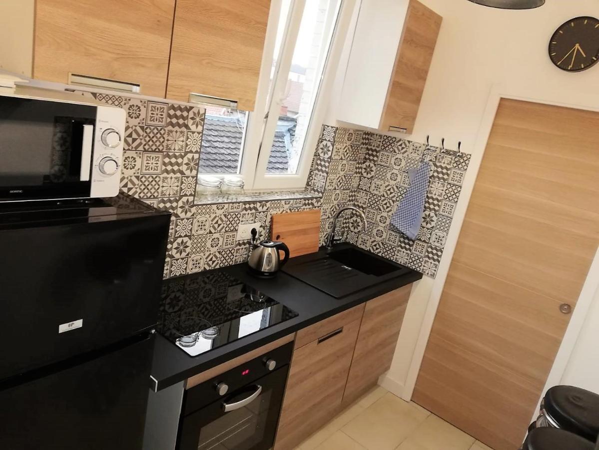Appartement Refait Par Architecte. Proche De La Gare Et Le Centre De แร็งส์ ภายนอก รูปภาพ