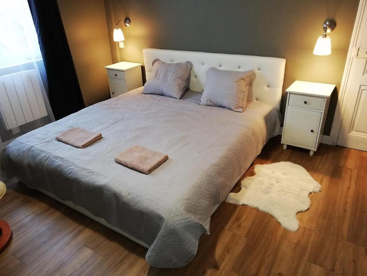 Appartement Refait Par Architecte. Proche De La Gare Et Le Centre De แร็งส์ ภายนอก รูปภาพ
